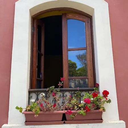 Bed & Breakfast Casa Emblematica 2*