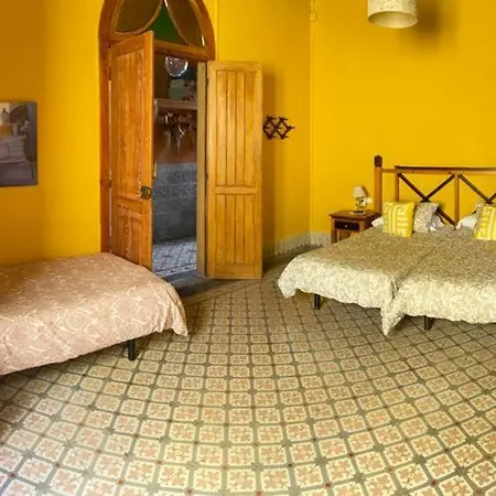 Bed and breakfast Casa Emblemática 2*