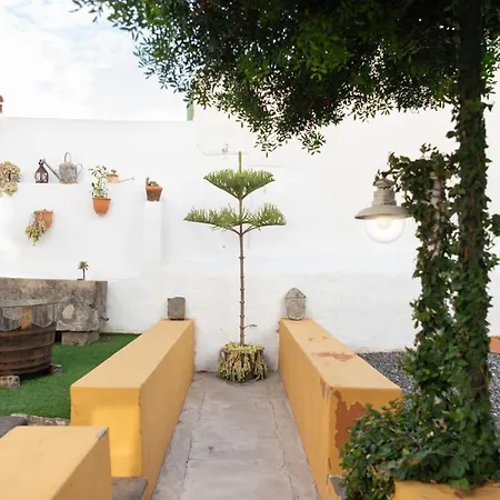 Bed & Breakfast Casa Emblematica Buenavista Del Norte 2*