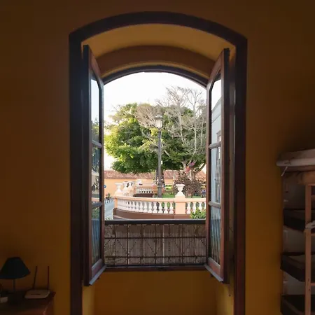 Casa Emblemática 2*