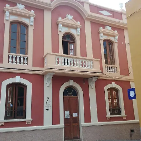 Casa Emblematica فندق مبيت وإفطار 2*