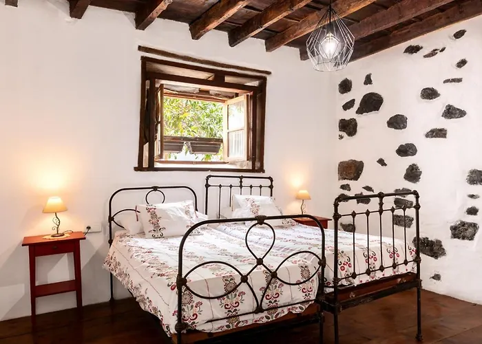 Casa Emblemática 2*